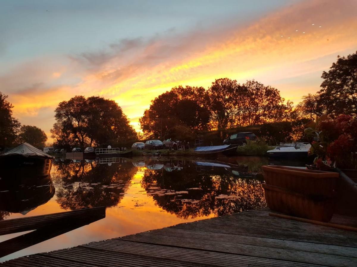 Out Of Amsterdam, River Apartment Close To City Broek in Waterland Extérieur photo